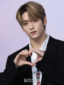 Shining Bright: How Soobin Guides Tomorrow X Together 1 How Soobin Guides Tomorrow X Together pic02 1